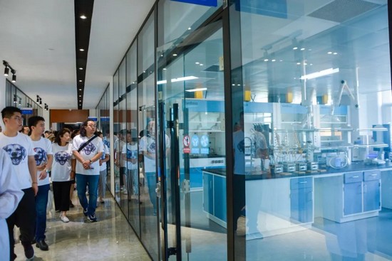 a854c25acfe942dcb70e990eaf2ae960