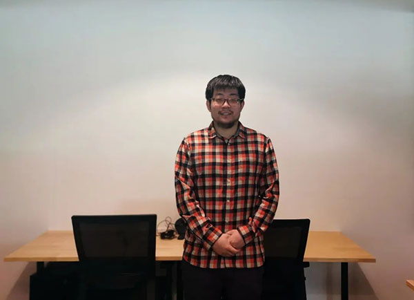 99897e87d520435e8f31868cf410e8c8