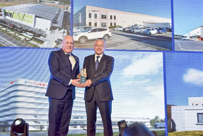 33a9af19208e4aac8e741d069aa9eb63